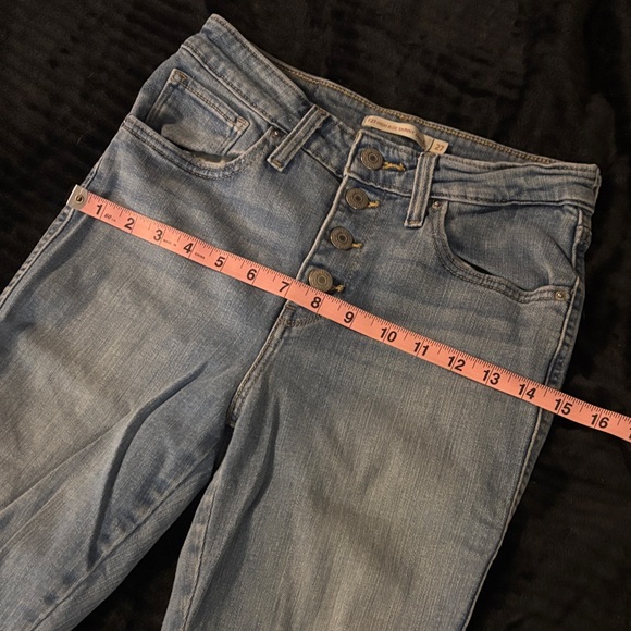 Levi's Denim High Rise Slim Fir Jeans - Picture 12 of 13